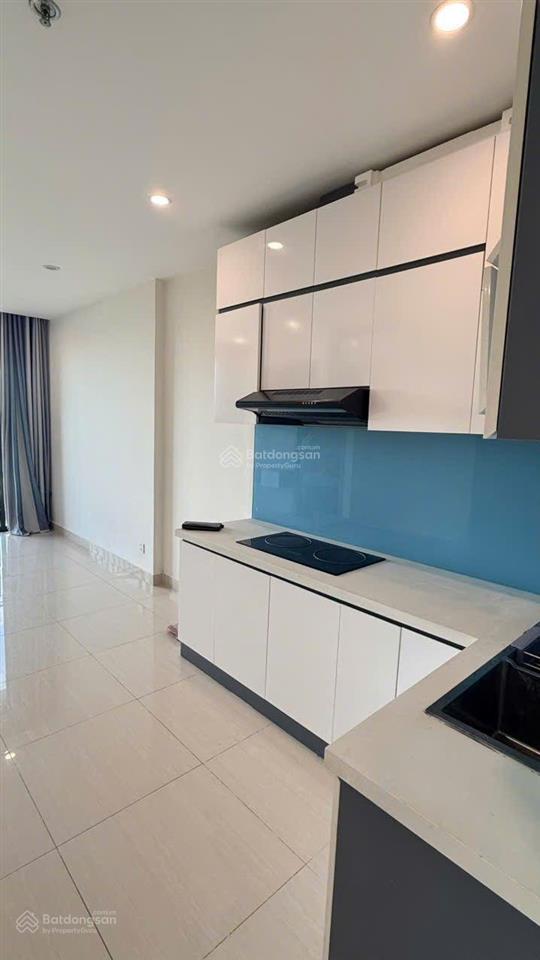Bán căn 2pn vinhomes grand park diện tích 67m2 hướng đông nam giá 2.8 tỷ bao thuế phí đã có sổ hồng