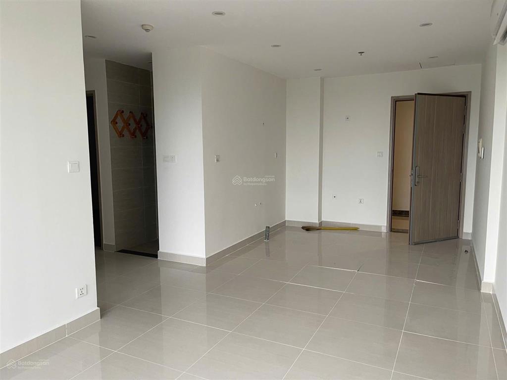 Chủ nhà ngộp ngân hàng nên cần bán căn 2pn vinhomes grand park giá 2,4 tỷ bao thuế phí đã có sổ
