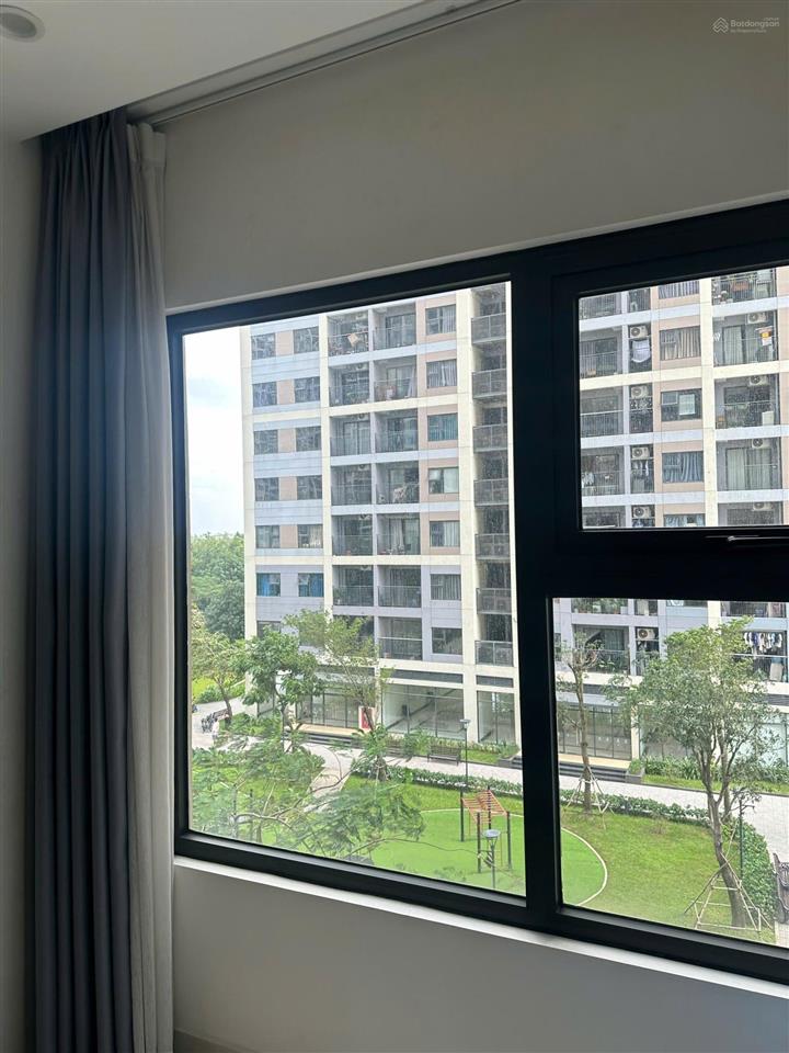 Bán căn studio dự án vinhomes grand park giá 1,5 tỷ bao thuế full nội thất .0941 761 ***