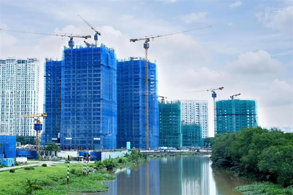 Cần tiền đầu tư nên bán lỗ căn 2pn 2wc the privé quận 2 diện tích 71m2 bán giá 8.9 tỷ bao thuế phí