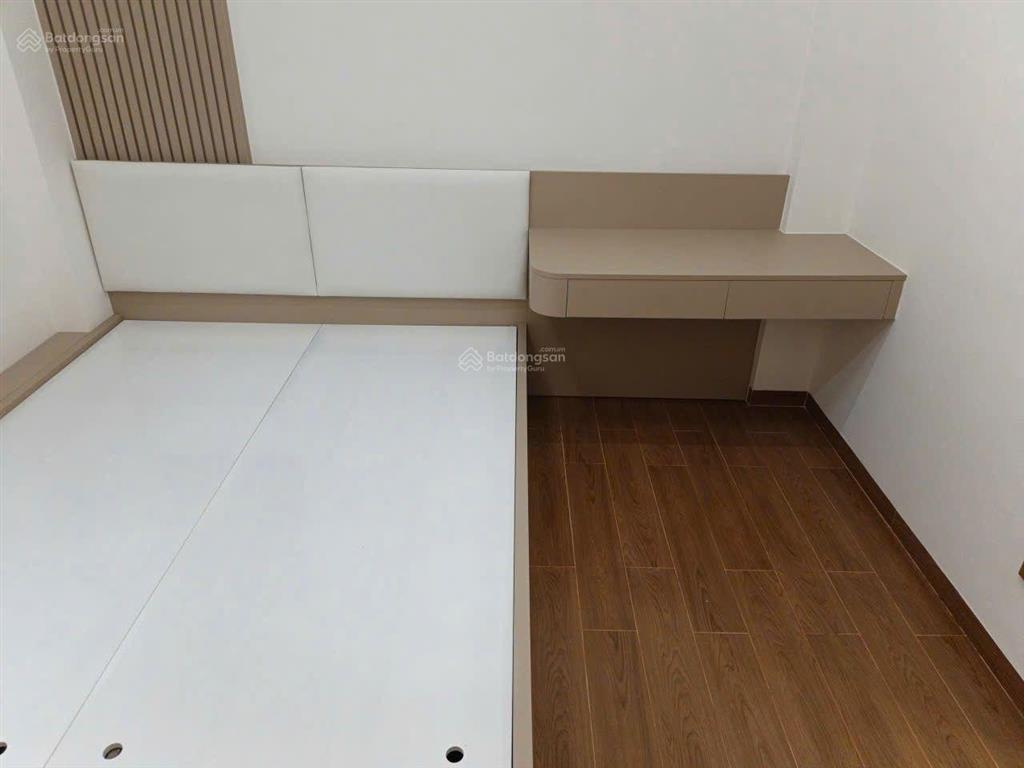 Bán gấp nhà mới xây 1 trệt 1 lửng 2 lầu ngay đường nguyễn xiển quận 9 nội thất như hình giá 6.9ty
