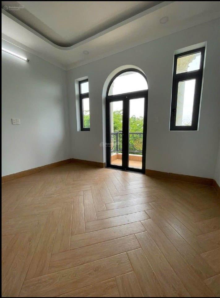 Bán nhà ngay đường lò lu phường long phước diện tích đất 66.7m2 dt sử dụng 166m2 giá 7ty bao thuế