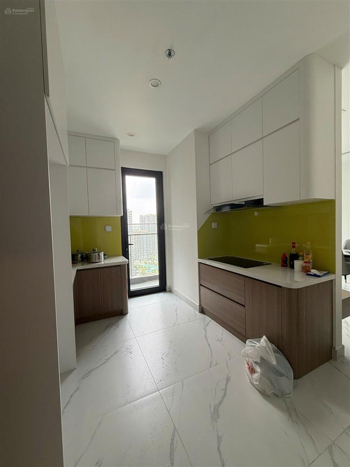 Bán căn 2pn the beverly diện tích 80m2 full nội thất như hình sẵn sổ giá 5.2 tỷ bao thuế bên bán