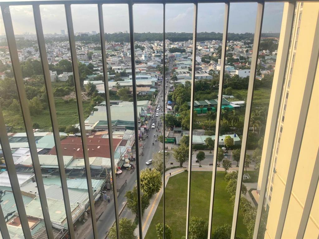 Bán gấp căn 2pn+ vinhomes grand park diện tích 69m2 giá 2 tỷ 550tr bao thuế  0941 761 ***