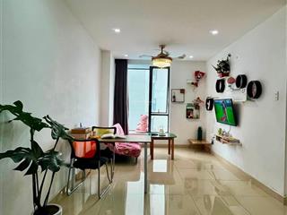 Bán căn hộ 1pn 50m2 sổ hồng sẵn, giá chỉ 2,95 tỷ.  0937 500 *** để xem nhà