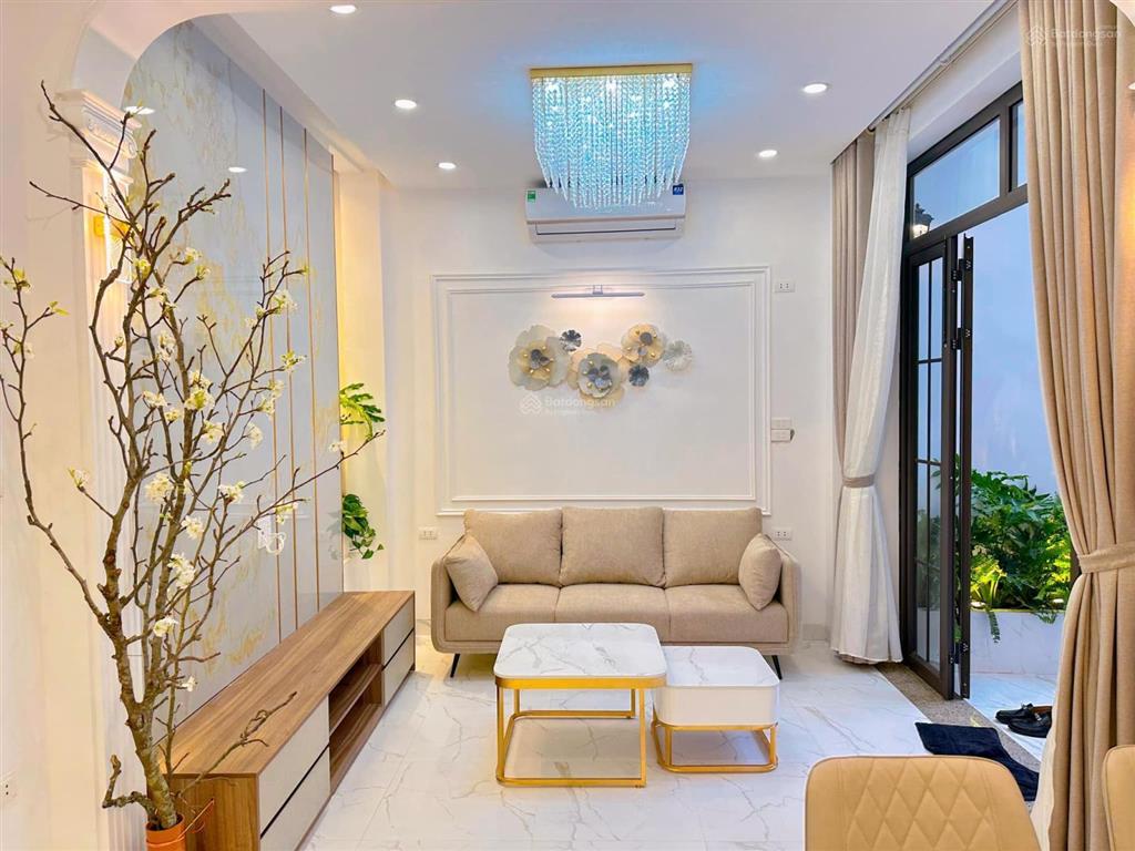 Bán nhà phân lô ngõ 118 nguyễn khánh toàn, ô tô kinh doanh