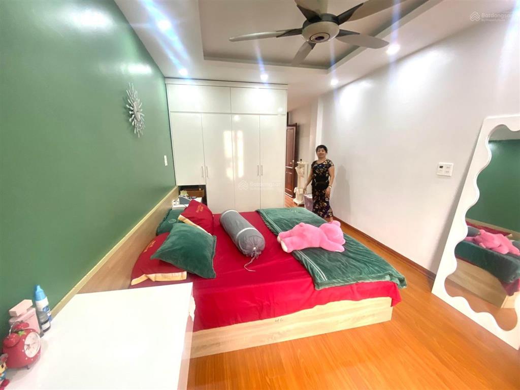 Nhà mặt phố nghĩa tân 60m 3 mặt thoáng không quy hoạch giá chỉ 24.5 tỷ