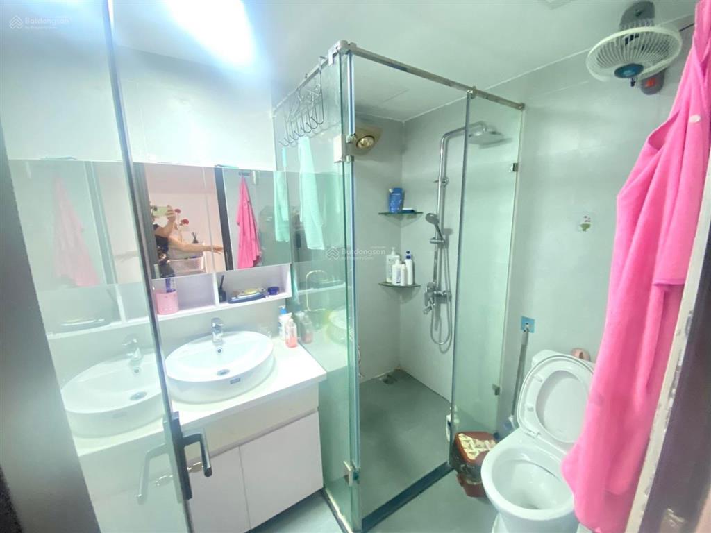 Chính chủ bán nhà đầu ngõ 165 cầu giấy  cực hiếm  vị trí đắc địa, ngay phố 43m chỉ 9.7 tỷ