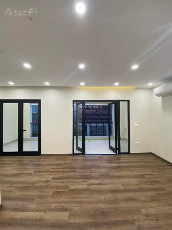 Chính chủ bán nhà đầu ngõ 165 cầu giấy  cực hiếm  vị trí đắc địa, ngay phố 43m chỉ 9.7 tỷ