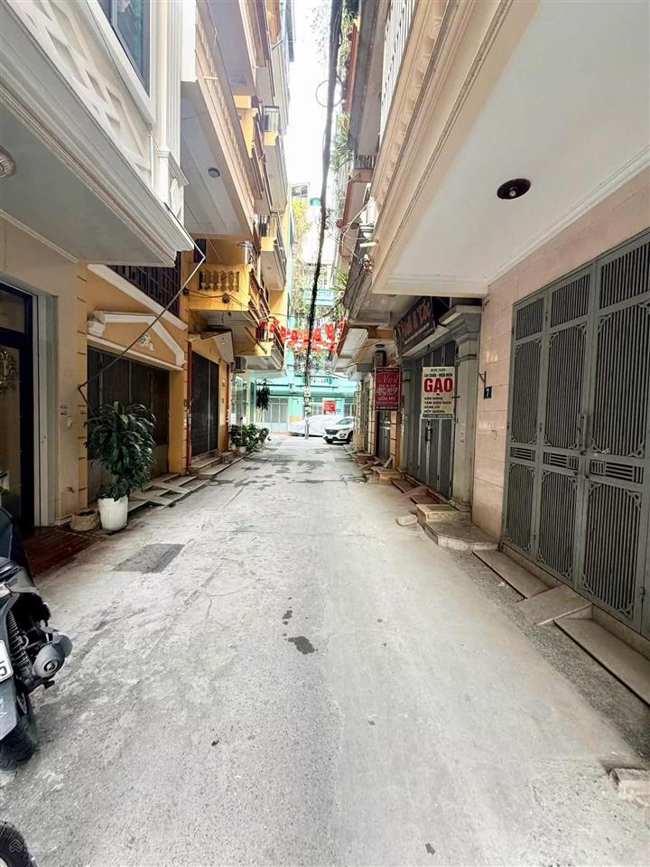 Nhà riêng bao đẹp ở dương quảng hàm, cầu giấy, 7,7 tỷ, 33 m2