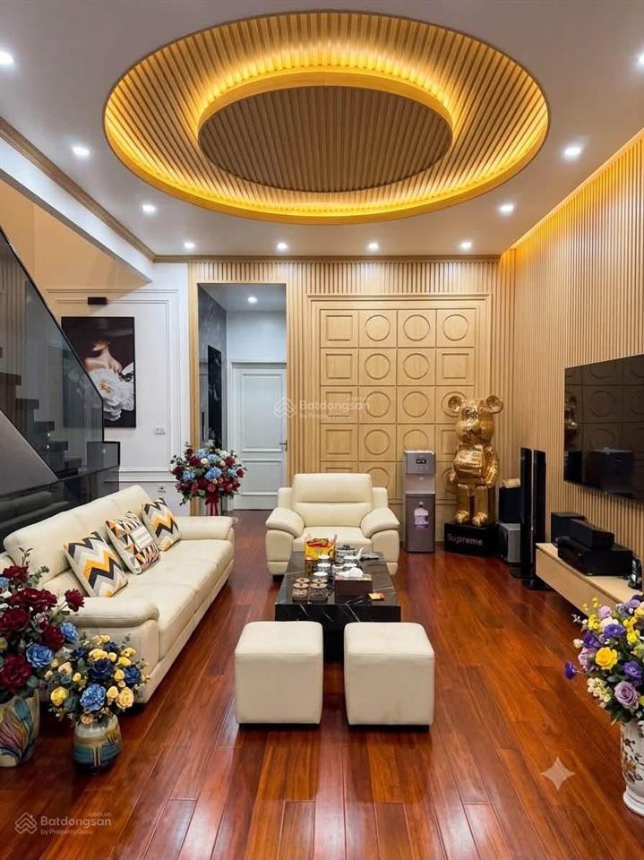 Bán nhà nguyễn khánh toàn 36m2, 6 tầng vuông đẹp chỉ hơn 7 tỷ