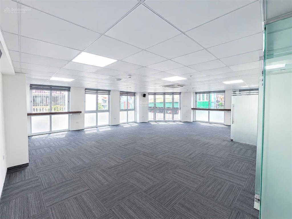 Toà đẹp trần thái tông 122m 9 tầng view siêu đẹp dòng tiền giá 65 tỷ