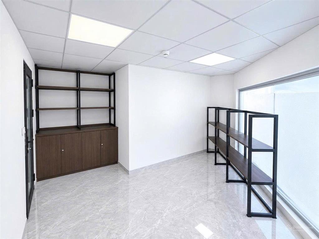 Toà đẹp trần thái tông 122m 9 tầng view siêu đẹp dòng tiền giá 65 tỷ