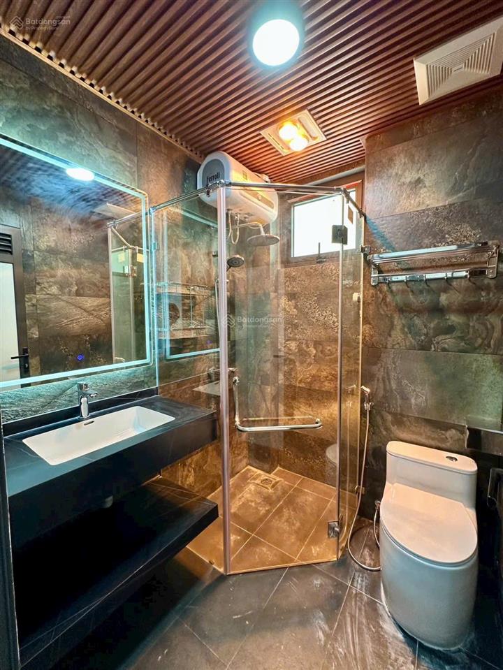 Bán chung cư mini 14pn, 15wc, 89m2 tại 26, văn cao, ba đình, hà nội, giá cực chất 16 tỷ vnd