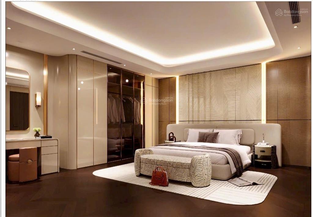 Nhà mặt phố trần thái tông 155m2, 7 tầng, thang máy kinh doanh nổi bật cầu giấy