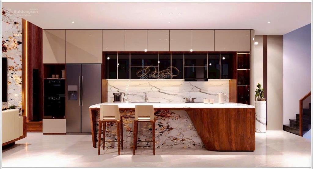 Nhà mặt phố trần thái tông 155m2, 7 tầng, thang máy kinh doanh nổi bật cầu giấy