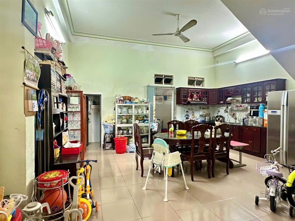 Cực hiếm! nhà 2 tầng nguyễn tri phương 95m, 2pn, hẻm ô tô, gần biển, giá 9,5 tỷ