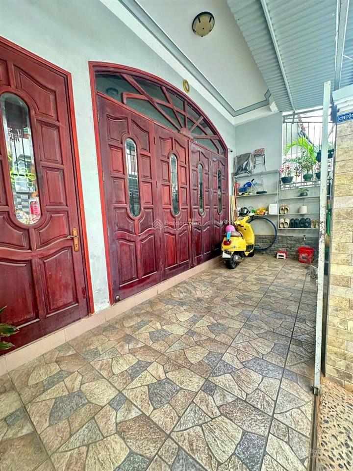 Cực hiếm! nhà 2 tầng nguyễn tri phương 95m, 2pn, hẻm ô tô, gần biển, giá 9,5 tỷ