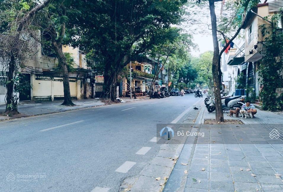 Hiếm + vip  cần bán khách sạn mặt phố hàng chuối  doanh thu 30 tỷ/năm  560m2 x 16 tầng  mt 16m