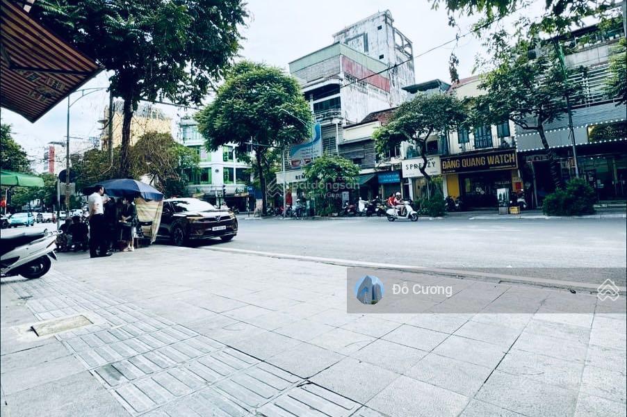 Siêu hot  bán nhà mặt phố phố huế  360m2 x 2 tầng, giá bán đất + mt 10m + gpxd 10t  0974 660 ***