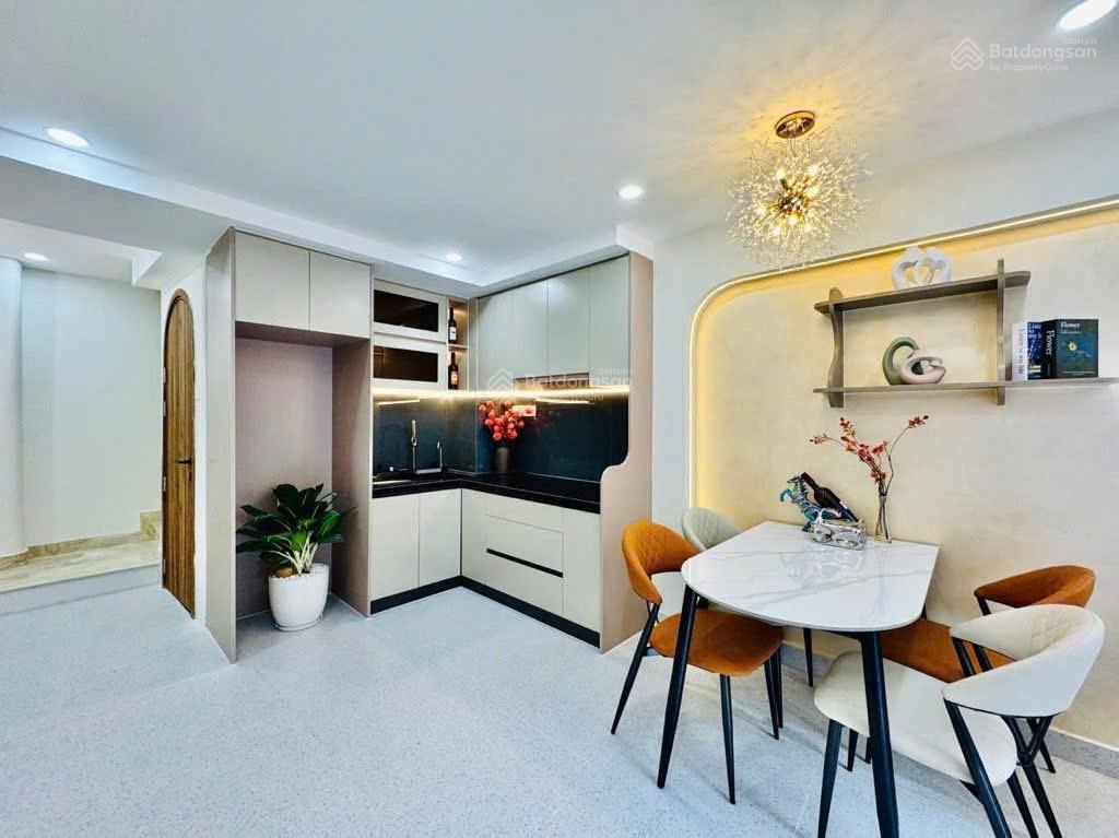 Siêu phẩm nhà phố 80m2, bề thế ngang 5,5m, 4 tầng, xe hơi đổ của. thới an quận 12, nhỉnh 6 tỷ