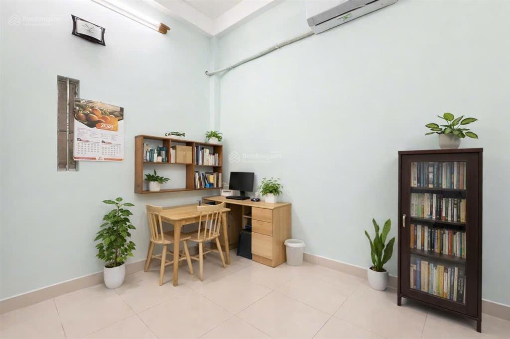 Chính chủ bán nhà. 70m2, 2tầng thới an  3pn  xe hơi đậu cửa  shr hoàn công đủ. nhỉnh 4 tỷ