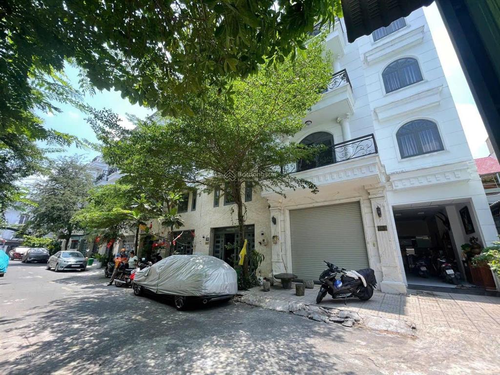 8 tỷ có biệt thự 4 tầng, 119m2, tô ngọc vân, khu phân lô như ctyland phan văn trị
