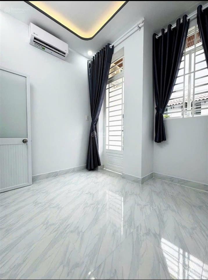 Nhà xinh lê văn khương, 45m2, gần chợ thiếc, chỉ việc xách vali về ở, nhỉnh 2 tỷ