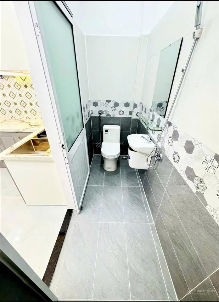 Nhà xinh lê văn khương, 45m2, gần chợ thiếc, chỉ việc xách vali về ở, nhỉnh 2 tỷ
