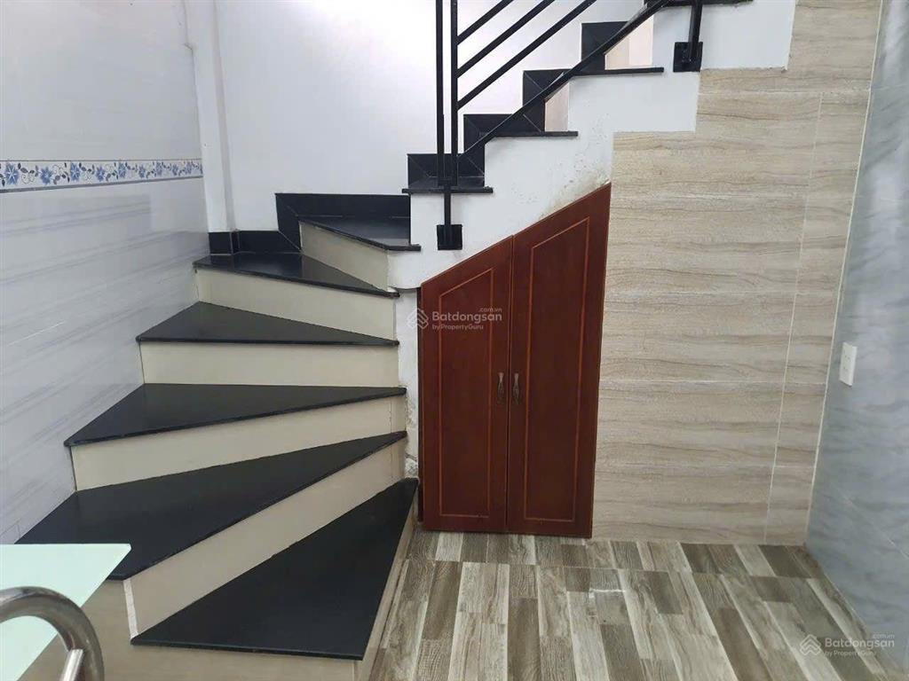 Bán nhà riêng tại lê văn khương, 3,2 tỷ, 40 m2, view đẹp, nhiều tiện ích