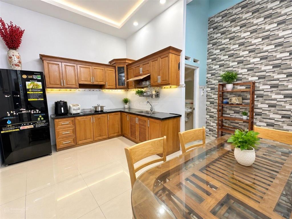 Bán nhà 75m2, ngang 5m, hxh, 3 tầng lê thị riêng, thới an. q12. nhỉnh 3 tỷ
