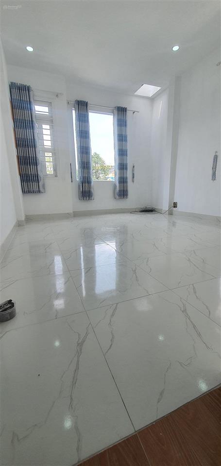 Hà huy giáp, ngay cao đẳng điện lực, hxh. 86m2, 5phòng, thới an. q12. nhỉnh 4t