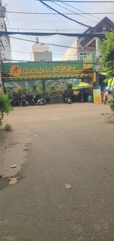Ngay chợ hiệp thành, nhà 3 lầu 8pn, ngang khủng, 6.5m, ngay công viên, 7 tỷ