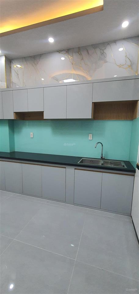Hxh sát hiệp thành cty, 3 tầng, 4pn, trung mỹ tây q12 lô góc nhỉnh 4 tỷ