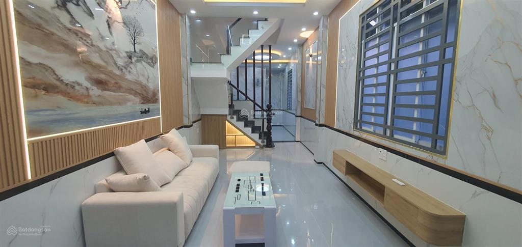 Hxh sát hiệp thành cty, 3 tầng, 4pn, trung mỹ tây q12 lô góc nhỉnh 4 tỷ