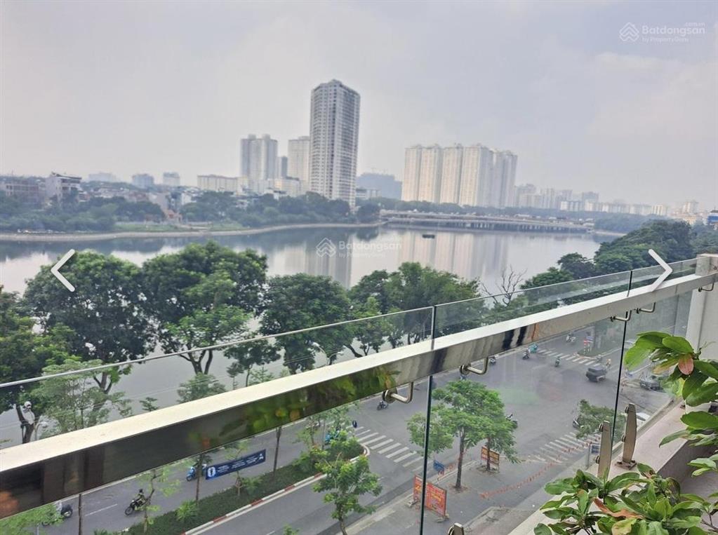 Toà nhà văn phòng building 415m2, 10 tầng có hầm, mt rộng 15m, phố láng giá 238 tỷ, kinh doanh