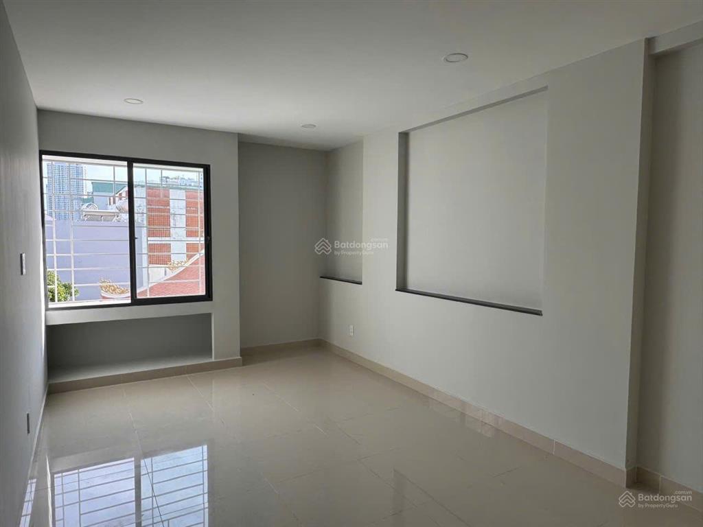 Cần bán nhanh, chung cư bàu cát ii, 56m2, 2pn, có sổ hồng, giá 2,9 tỷ tl. 0981 674 ***