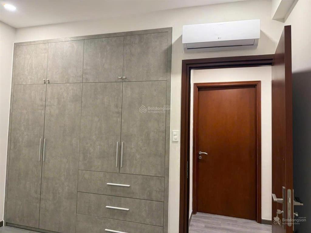 Cho thuê chcc tản đà court q5. 110m2  3pn, full nội thất