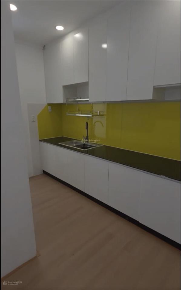 Chính chủ bán căn hộ 12 tầng, cầu tham lương, dt 52m2  2pn, shr, giá 2.25 tỷ