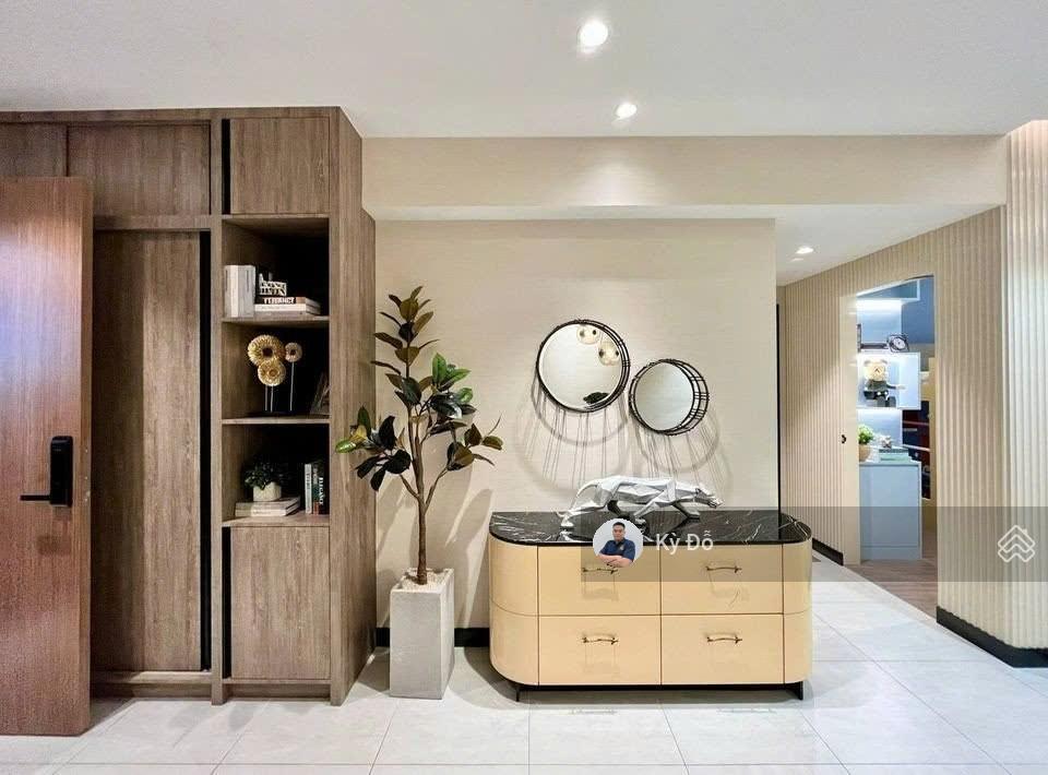 Bán cc tại tòa nhà horizon, trần quang khải, 8,3 tỷ, 105m2, 2pn, 2wc  0932 248 ***