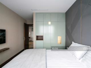 Bán căn hộ chung cư oriental plaza, 106m2, 3pn, giá 5.5 tỷ, sổ hồng.  0932 248 ***