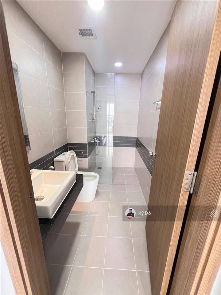 Chính chủ bán căn hộ valeo đầm sen 80m2, 3pn, giá 4.7 tỷ  0932 248 ***