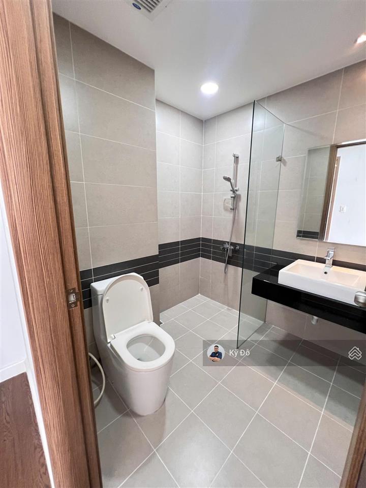 Chính chủ bán căn hộ valeo đầm sen 80m2, 3pn, giá 4.7 tỷ  0932 248 ***