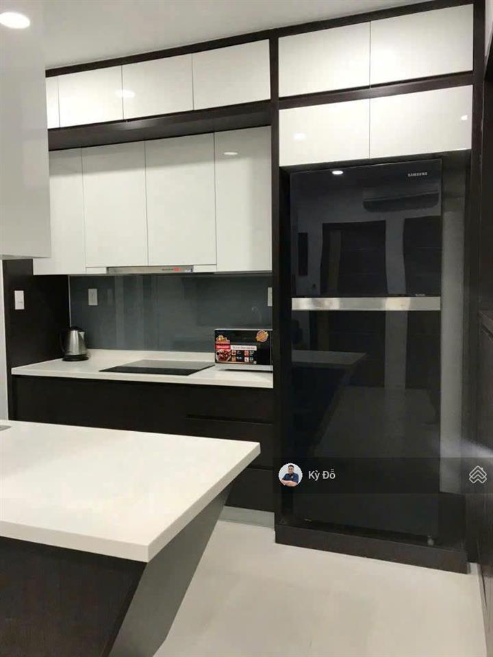 Bán gấp xi grand court, quận 10, 73m2, 2pn, có ban công, sổ hồng, giá 6.9 tỷ,  0932 248 ***