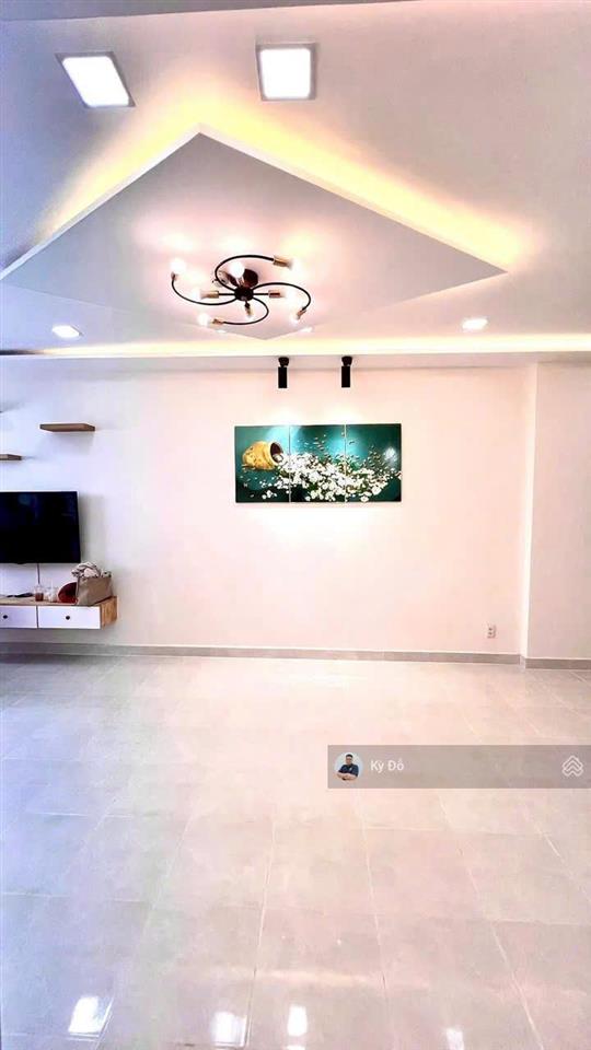 Chính chủ cần bán căn hộ babylon, view mt âu cơ, 75m2, 2pn, giá 4,5 tỷ.  0932 248 ***