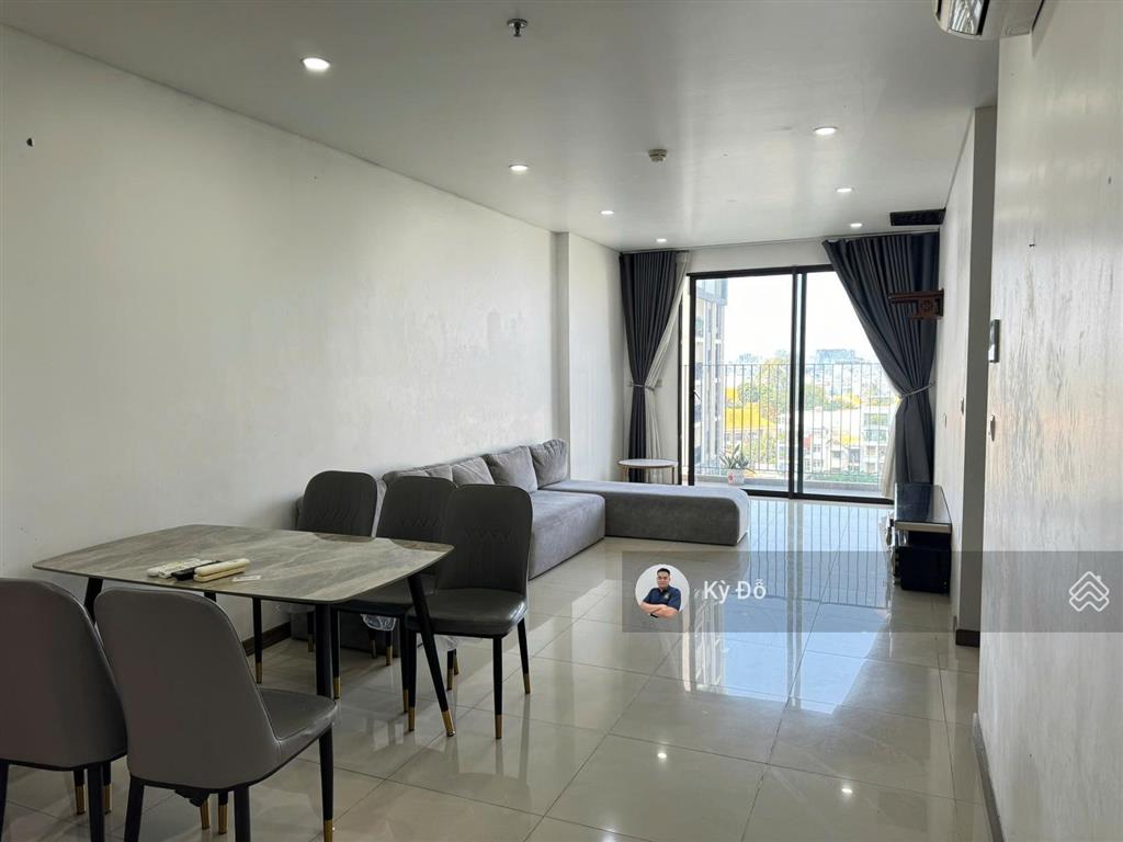 Chủ cần bán gấp căn hộ kingston residence, 80m2, 2pn, giá 7.2 tỷ, sổ hồng.  0932 248 ***