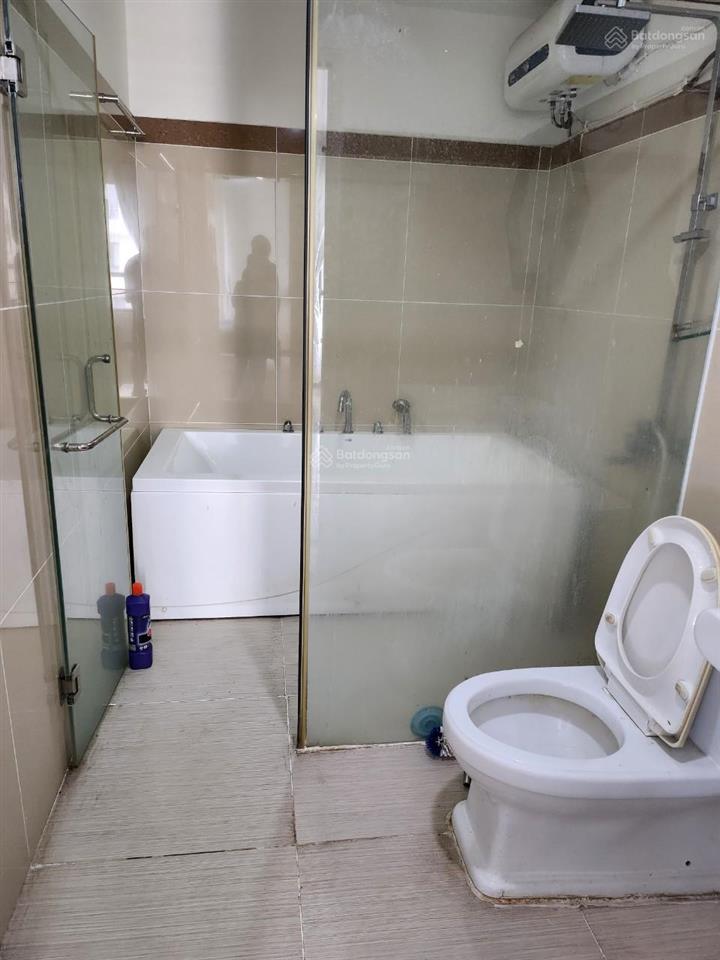 Bán căn góc 97m23pn2wc full nội thất c/c era town q7. giá 3 tỷ 3
