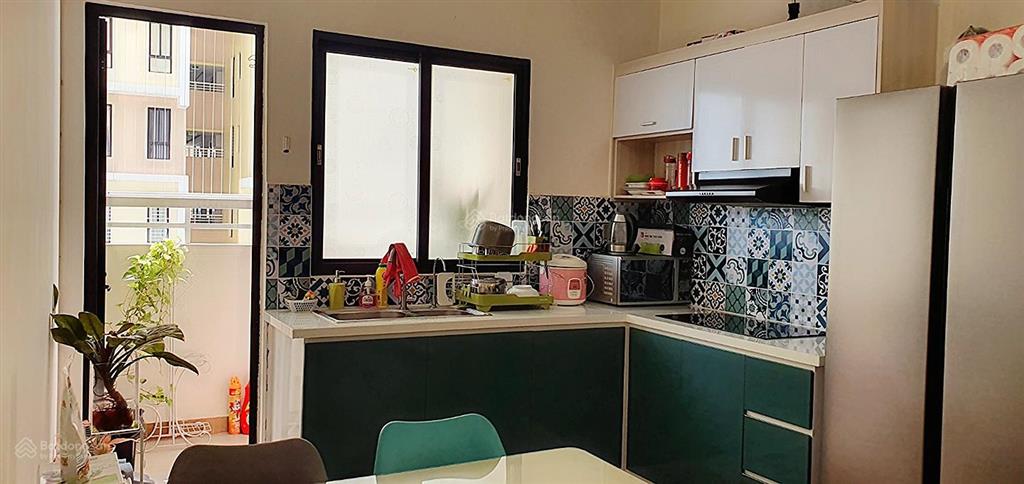 Bán căn hộ era town q7, dt 90m22pn2wc, full nội thất. giá 3 tỷ 1