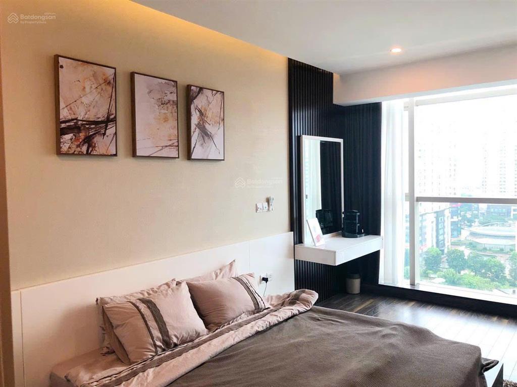 Bán căn hộ 130m2 ,2 ngủ ,hướng đông nam,tầng trung nội thất đẹp, mandarin hoàng minh giám