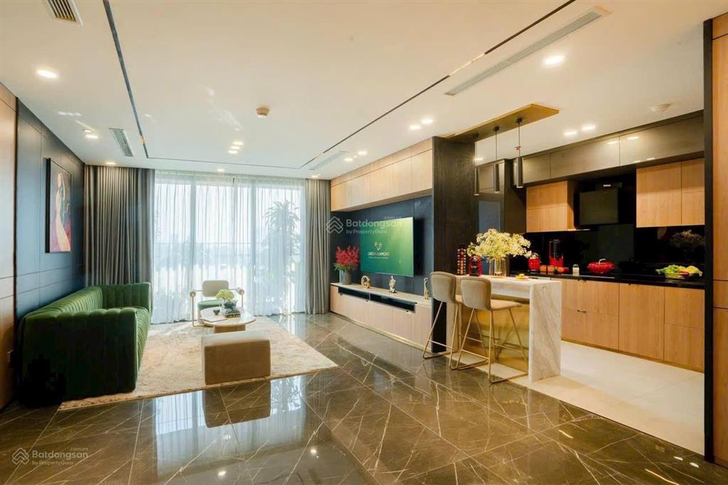 Cần bán gấp căn hộ 180m², 4 ngủ full đồ đẹp, tại green diamond  93 láng hạ
